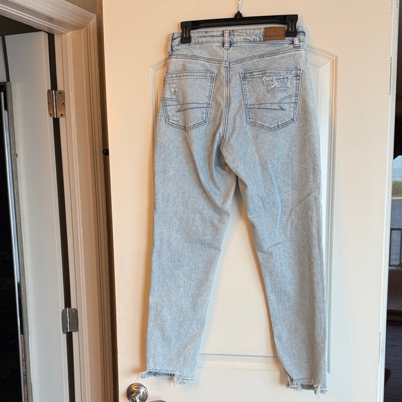 American Eagle Outfitters High Rise Light Blue Jeans - Picture 2 of 2